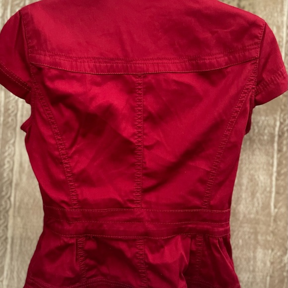 Women’s ann Taylor loft petite red button down blouse - Picture 2 of 2